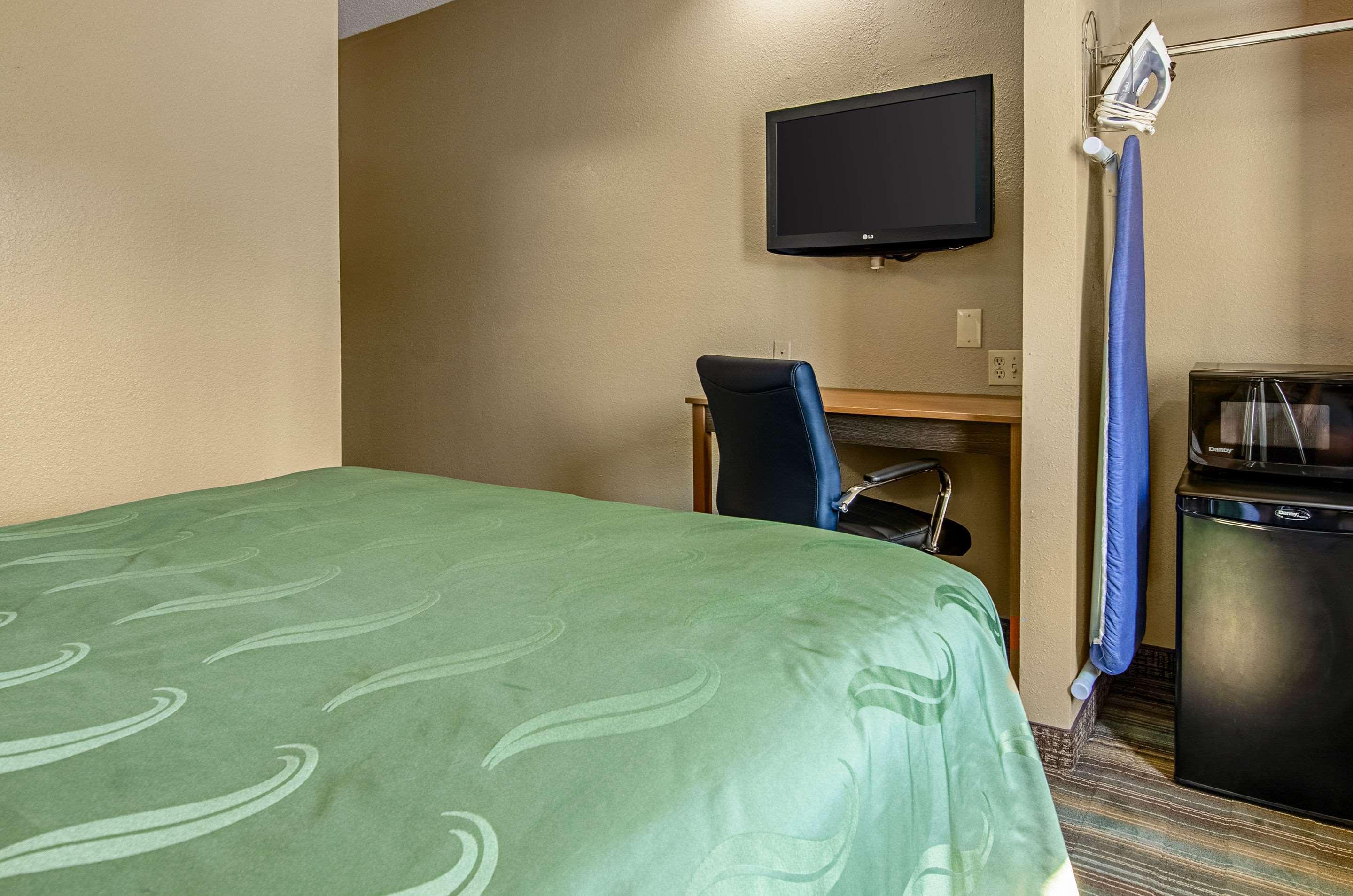 בריסטול Quality Inn & Suites I-81 Exit 7 מראה חיצוני תמונה