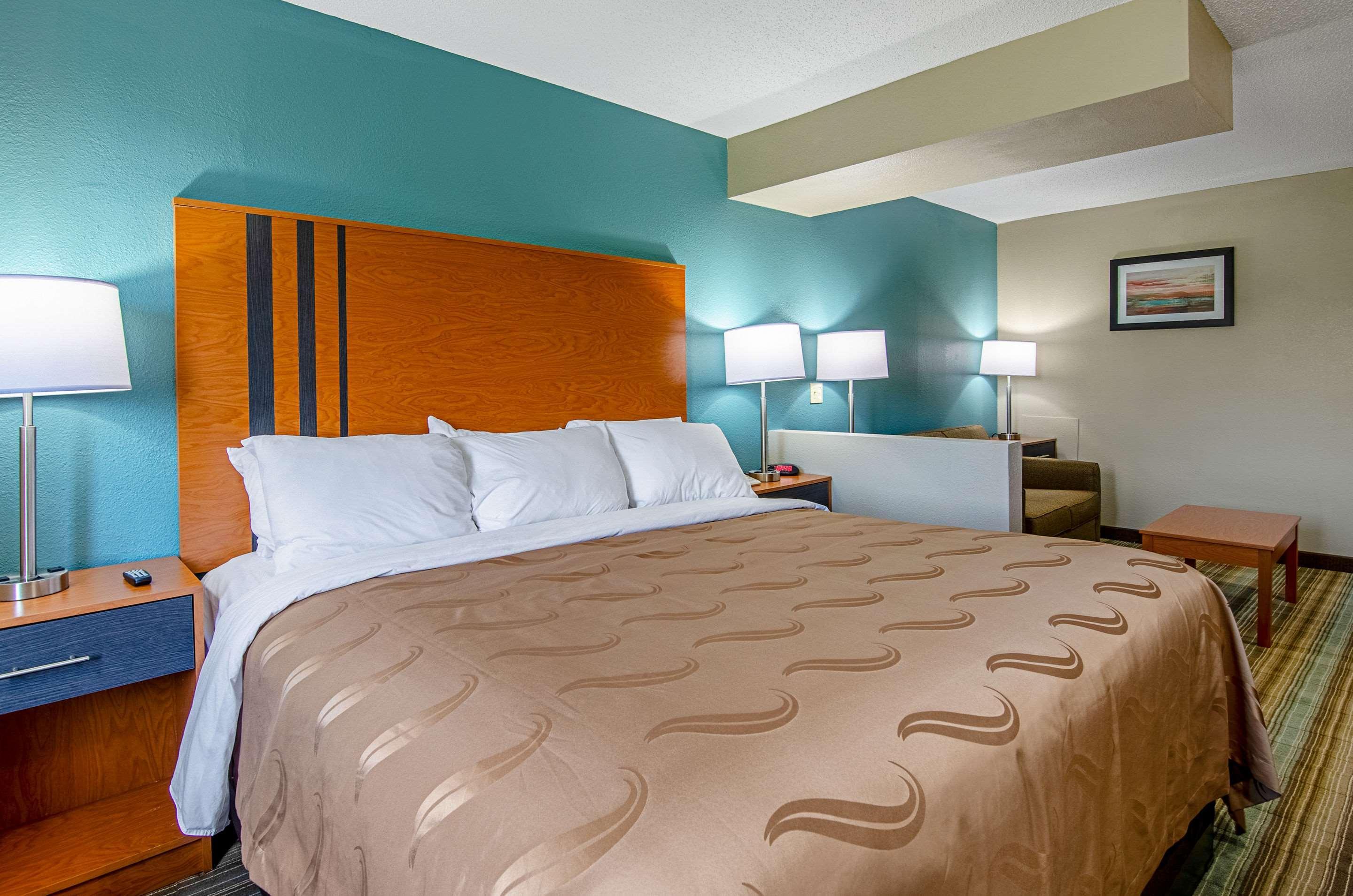 בריסטול Quality Inn & Suites I-81 Exit 7 מראה חיצוני תמונה