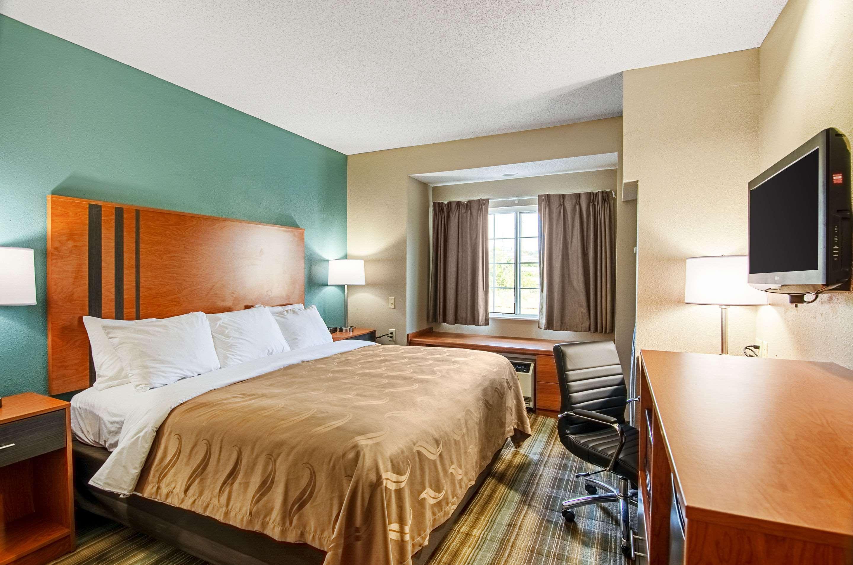 בריסטול Quality Inn & Suites I-81 Exit 7 מראה חיצוני תמונה