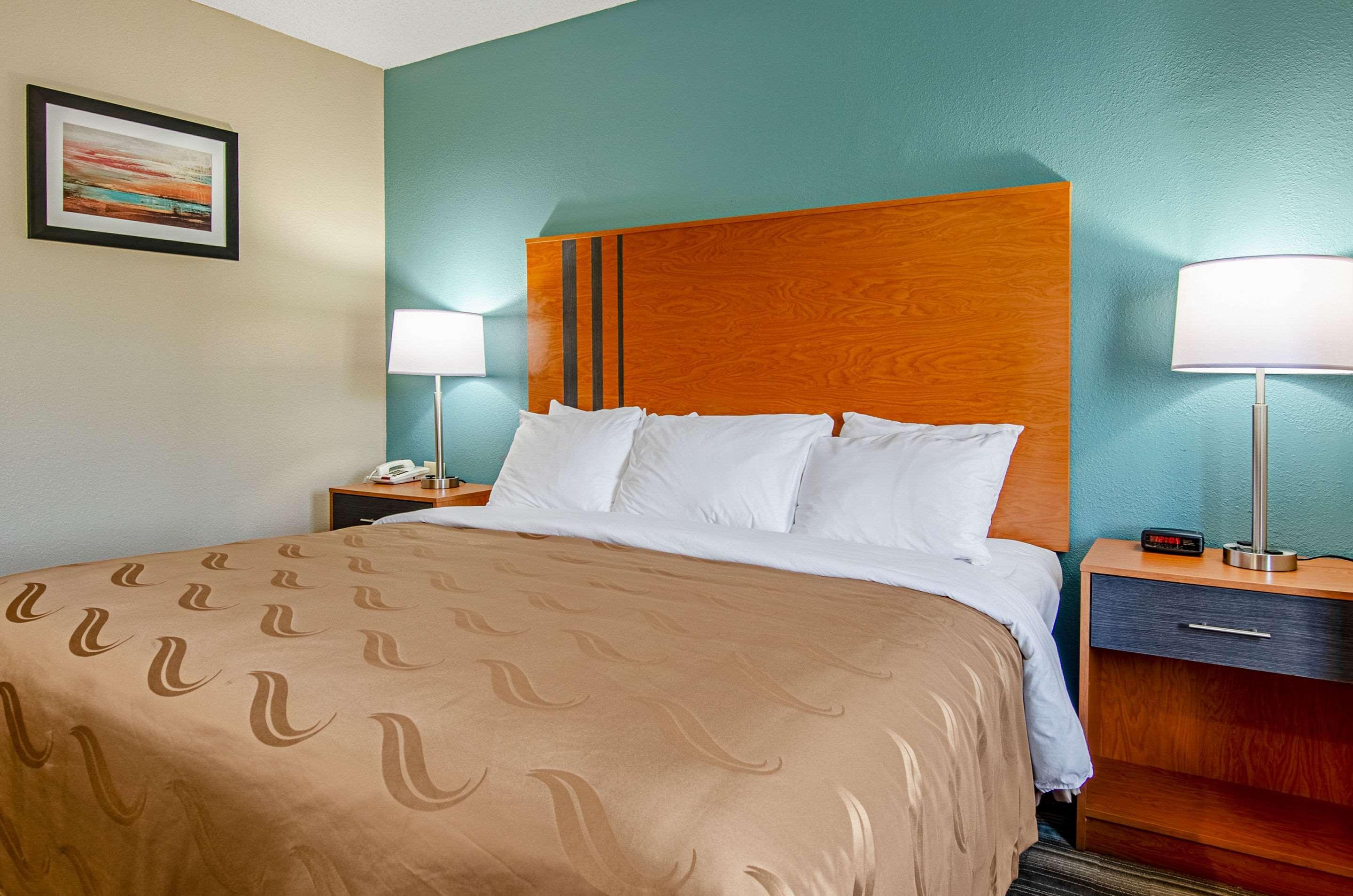 בריסטול Quality Inn & Suites I-81 Exit 7 מראה חיצוני תמונה