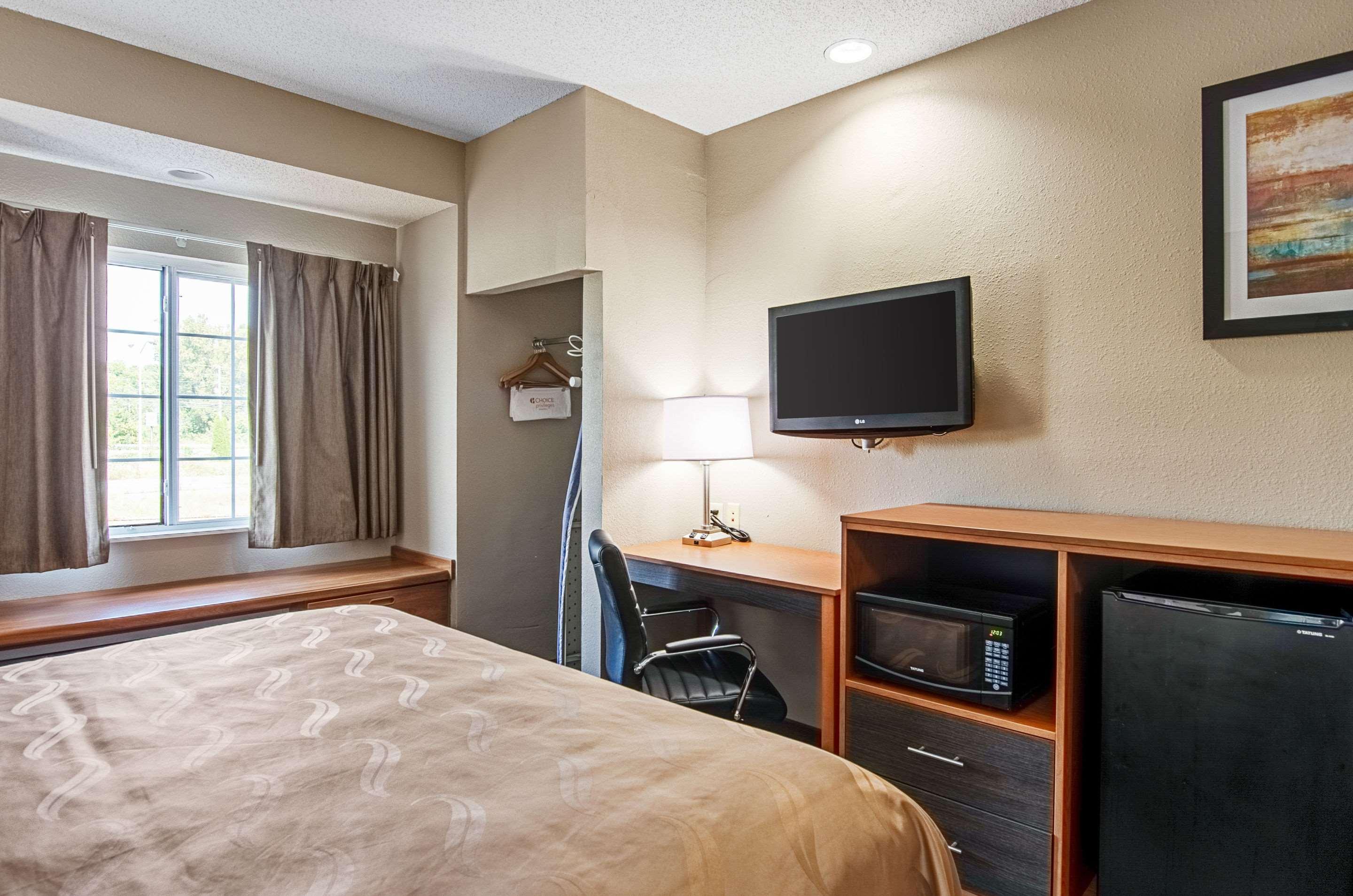 בריסטול Quality Inn & Suites I-81 Exit 7 מראה חיצוני תמונה