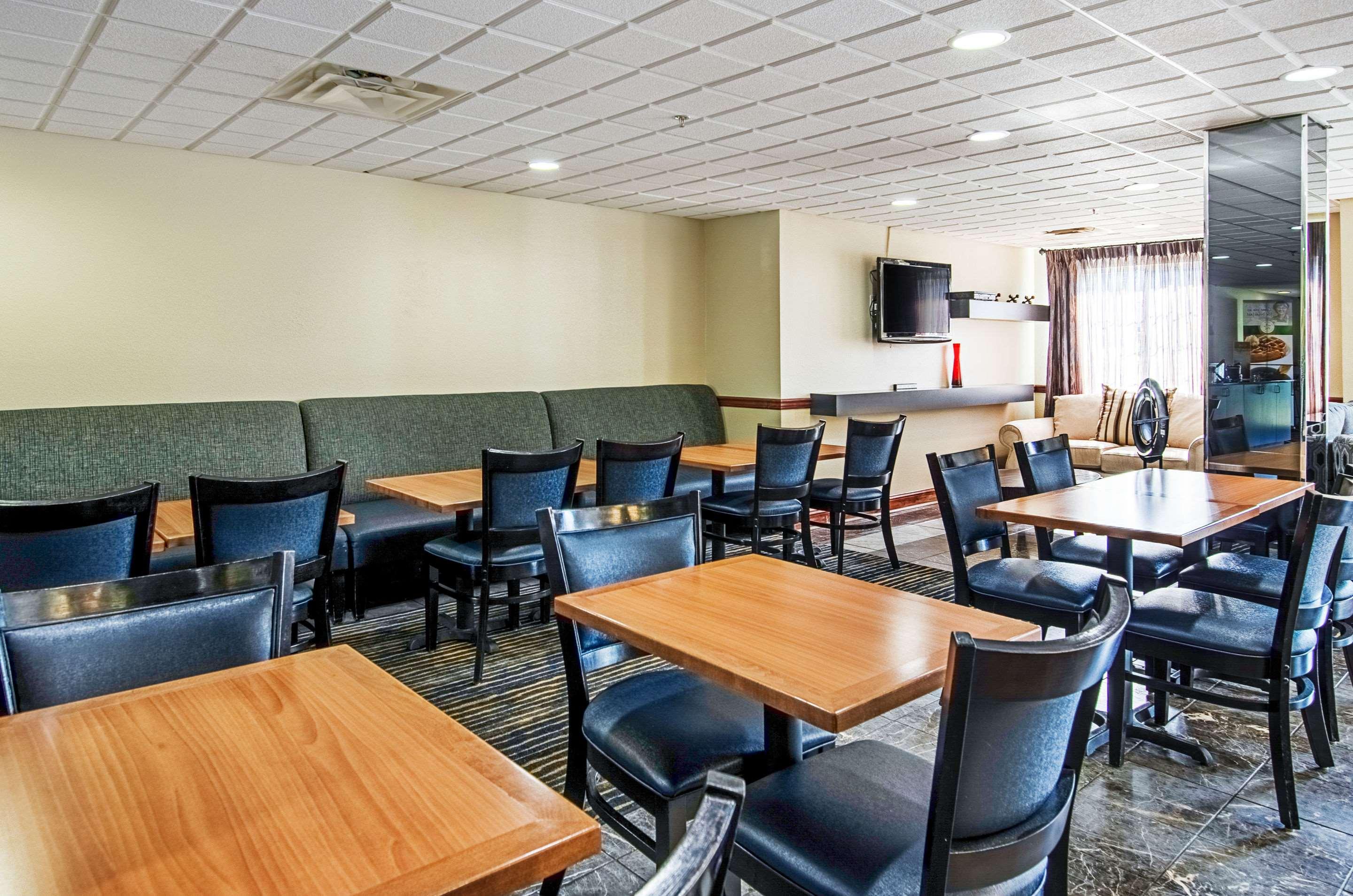 בריסטול Quality Inn & Suites I-81 Exit 7 מראה חיצוני תמונה
