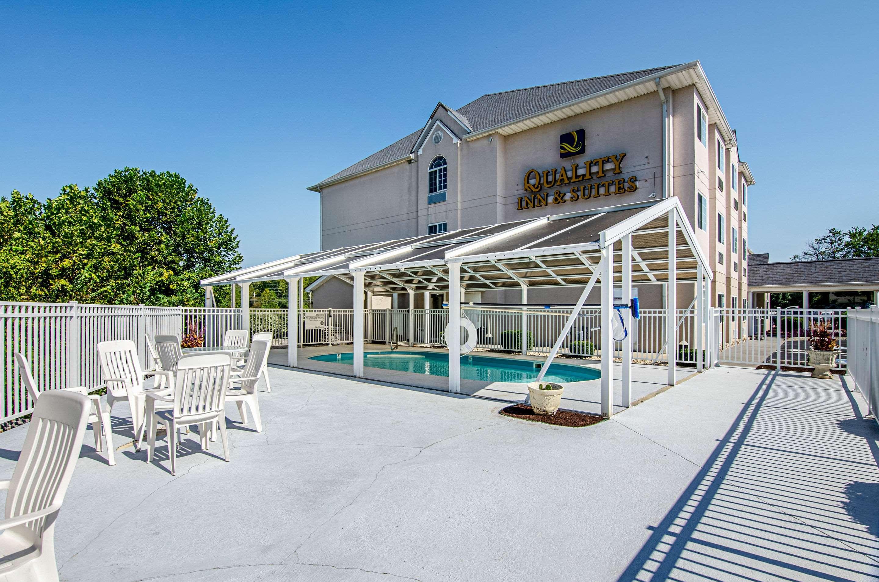 בריסטול Quality Inn & Suites I-81 Exit 7 מראה חיצוני תמונה
