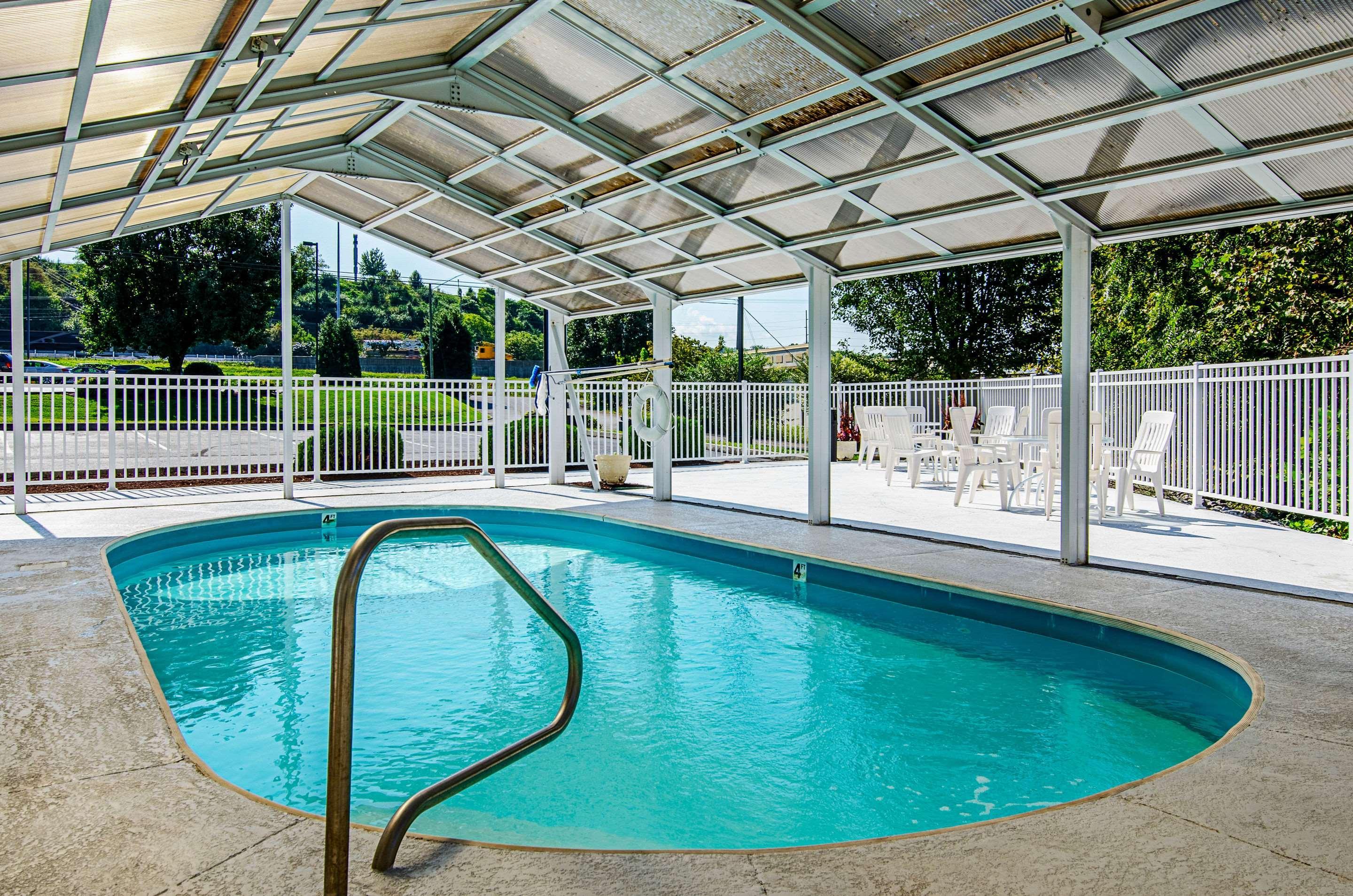 בריסטול Quality Inn & Suites I-81 Exit 7 מראה חיצוני תמונה