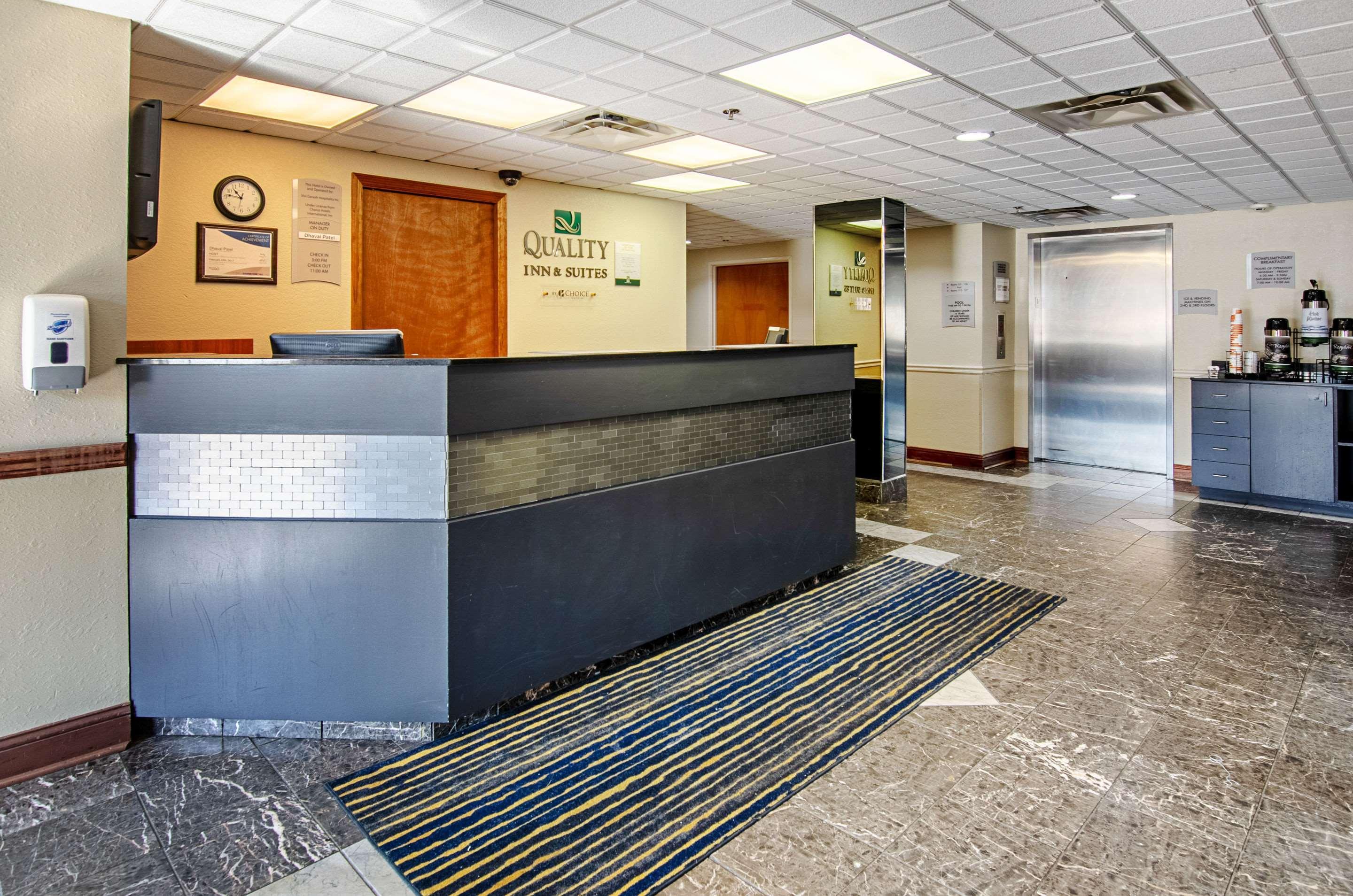 בריסטול Quality Inn & Suites I-81 Exit 7 מראה חיצוני תמונה