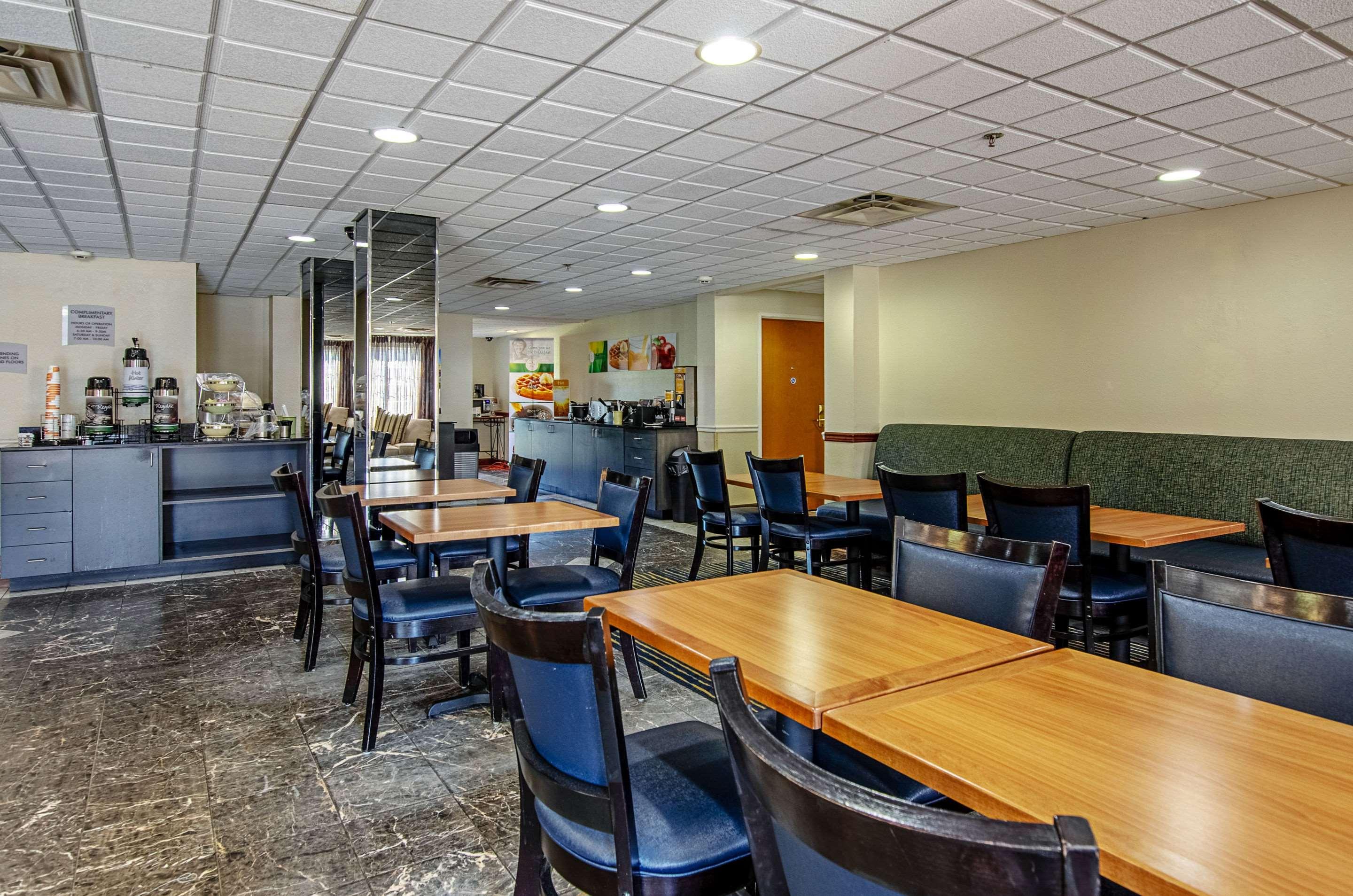 בריסטול Quality Inn & Suites I-81 Exit 7 מראה חיצוני תמונה