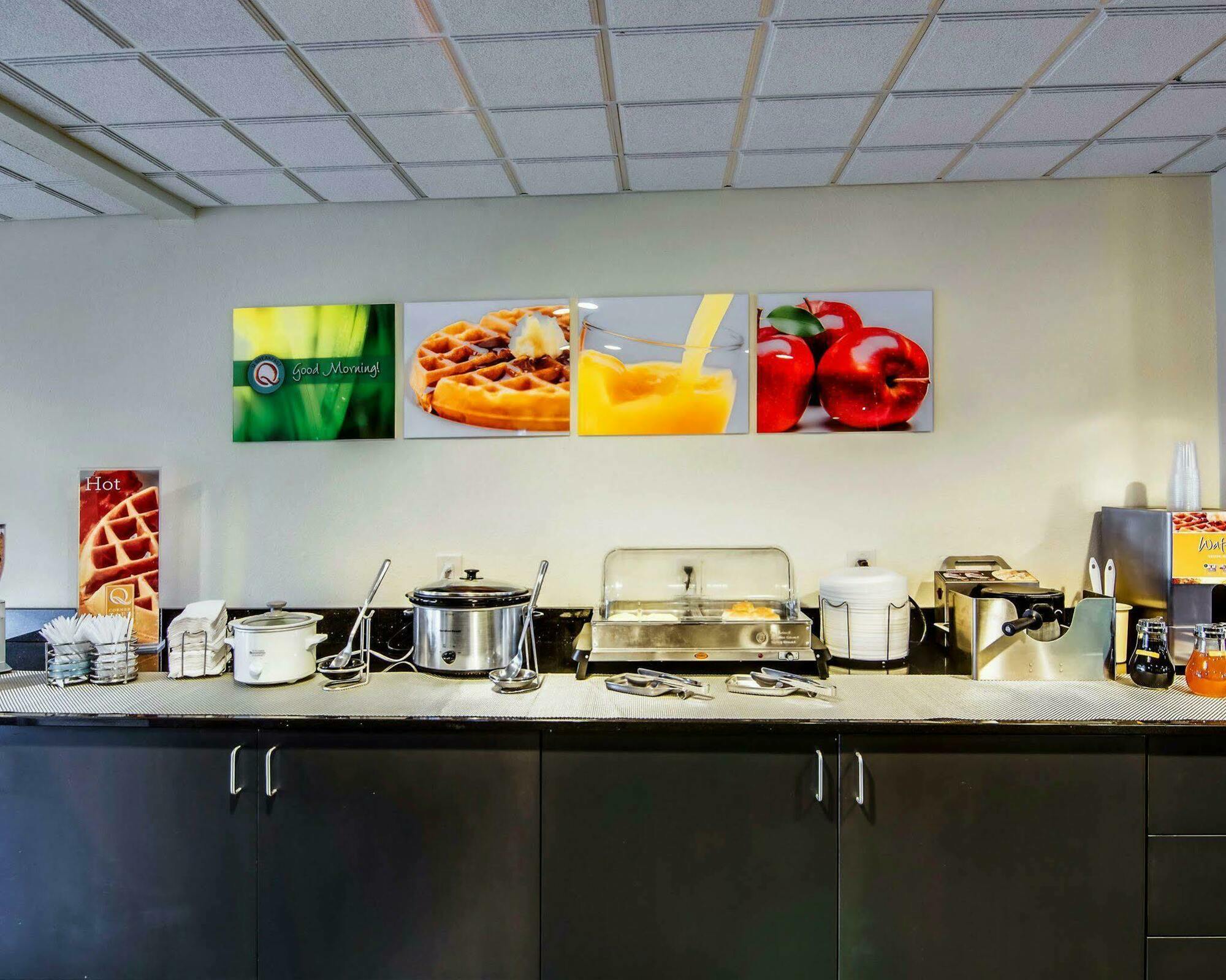 בריסטול Quality Inn & Suites I-81 Exit 7 מראה חיצוני תמונה