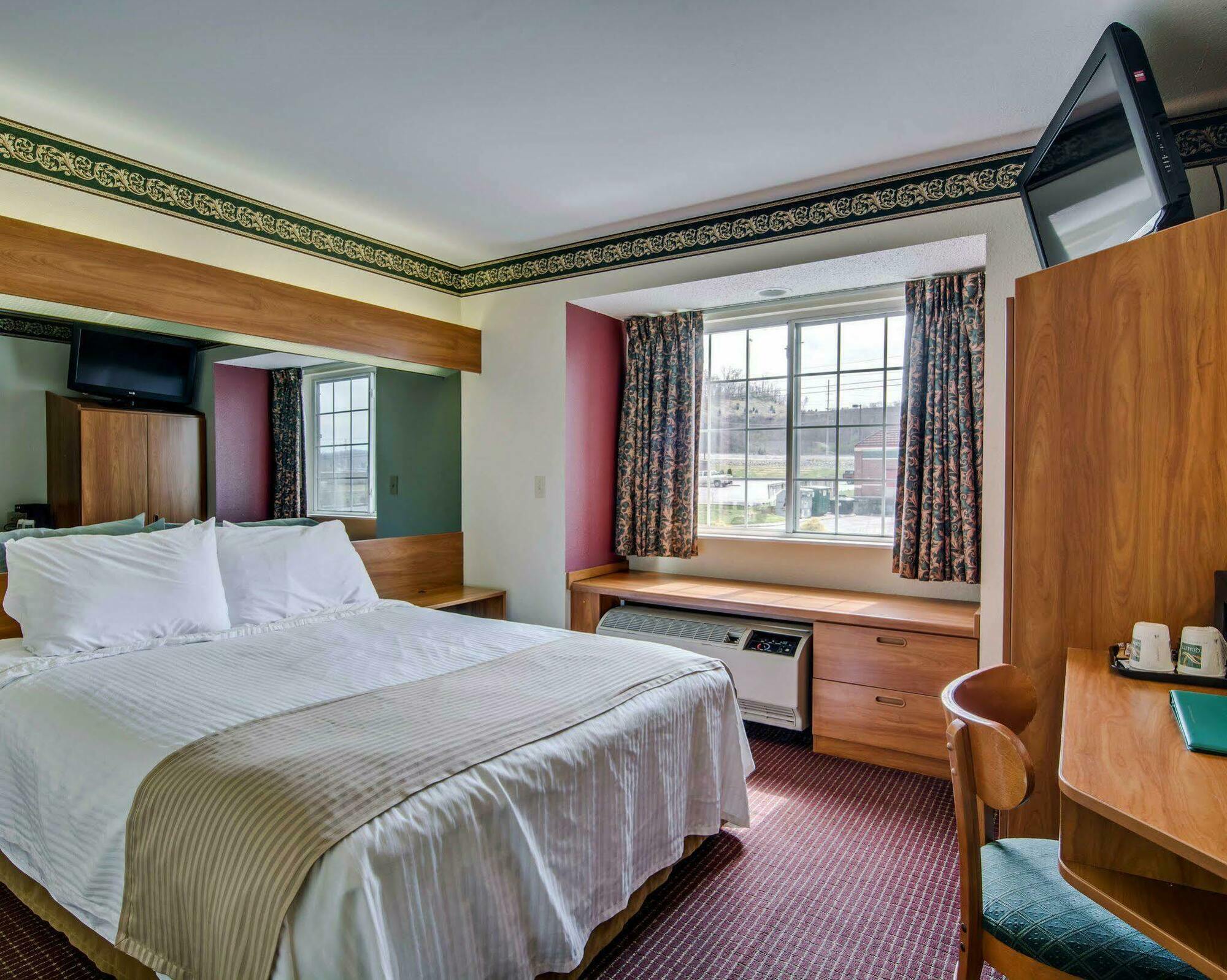 בריסטול Quality Inn & Suites I-81 Exit 7 מראה חיצוני תמונה