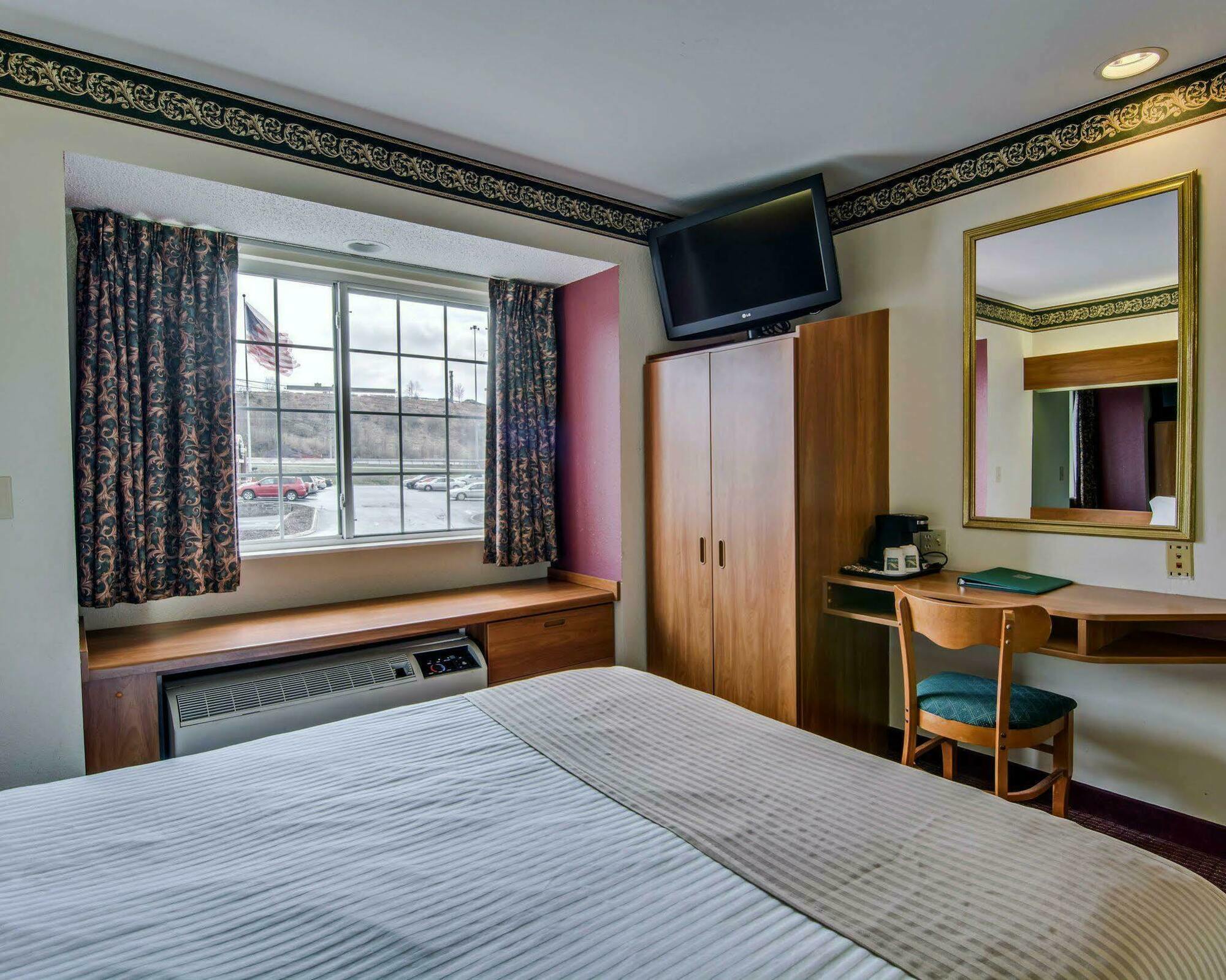 בריסטול Quality Inn & Suites I-81 Exit 7 מראה חיצוני תמונה