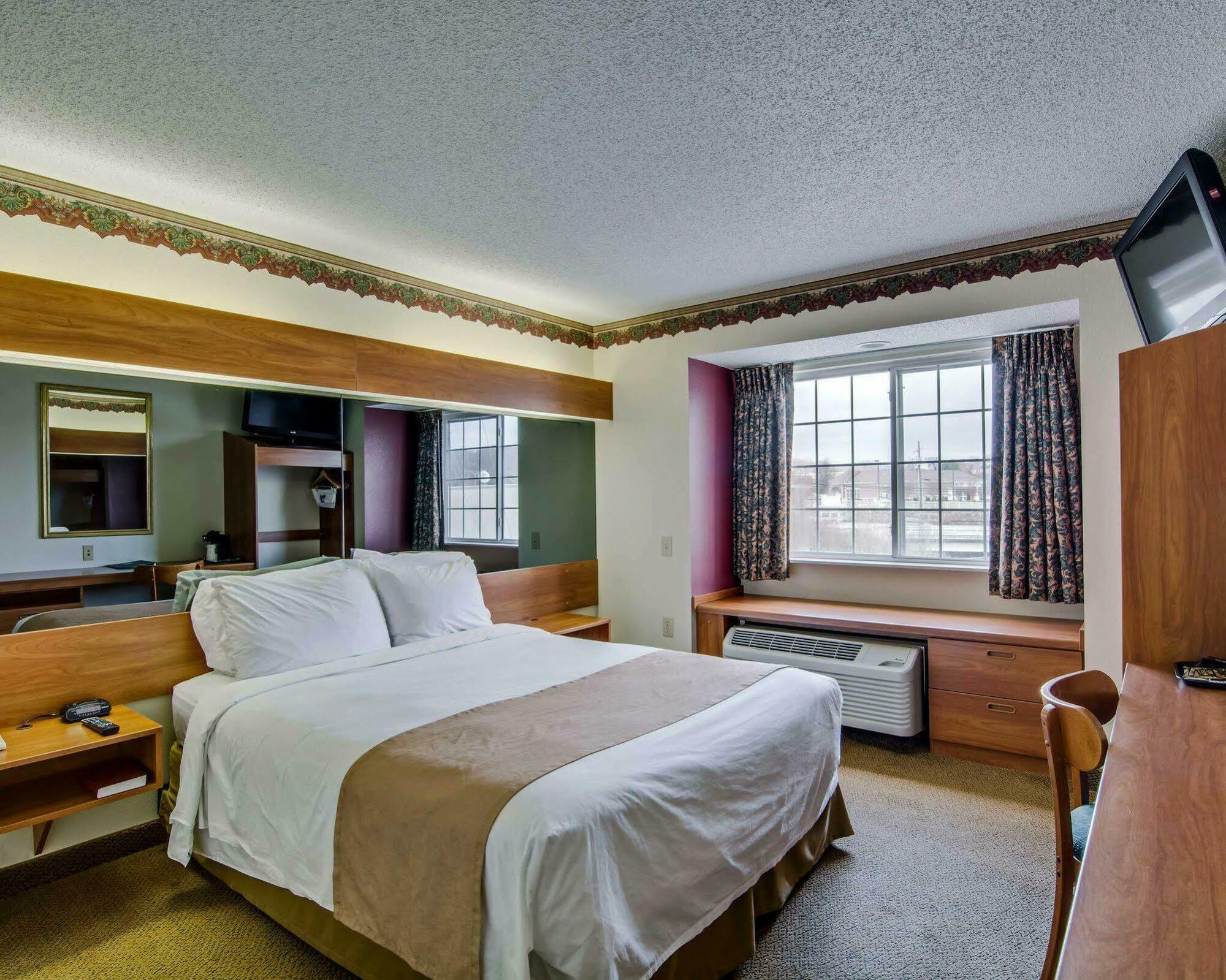בריסטול Quality Inn & Suites I-81 Exit 7 מראה חיצוני תמונה