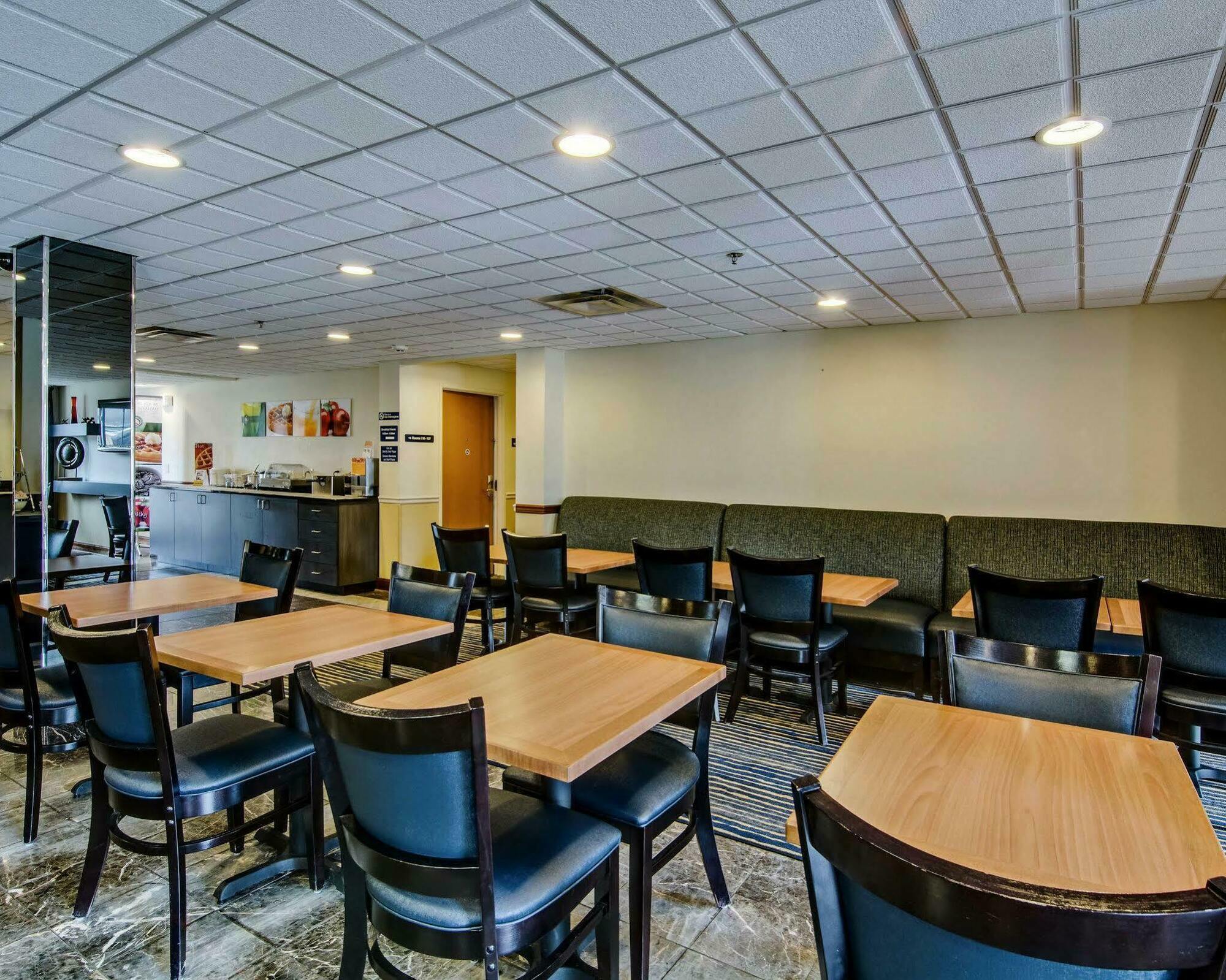 בריסטול Quality Inn & Suites I-81 Exit 7 מראה חיצוני תמונה